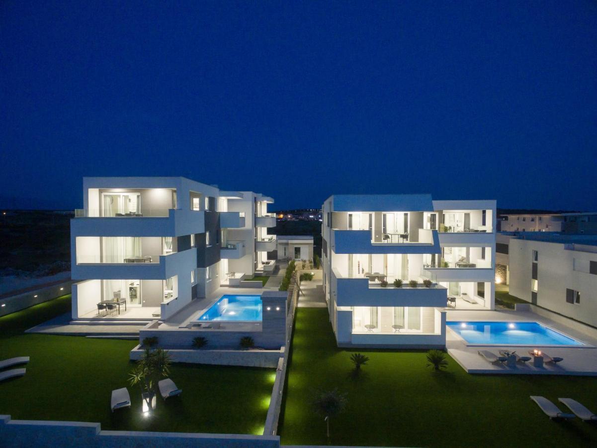 Apartments & Rooms Pool Villas Maris Novalja Dış mekan fotoğraf