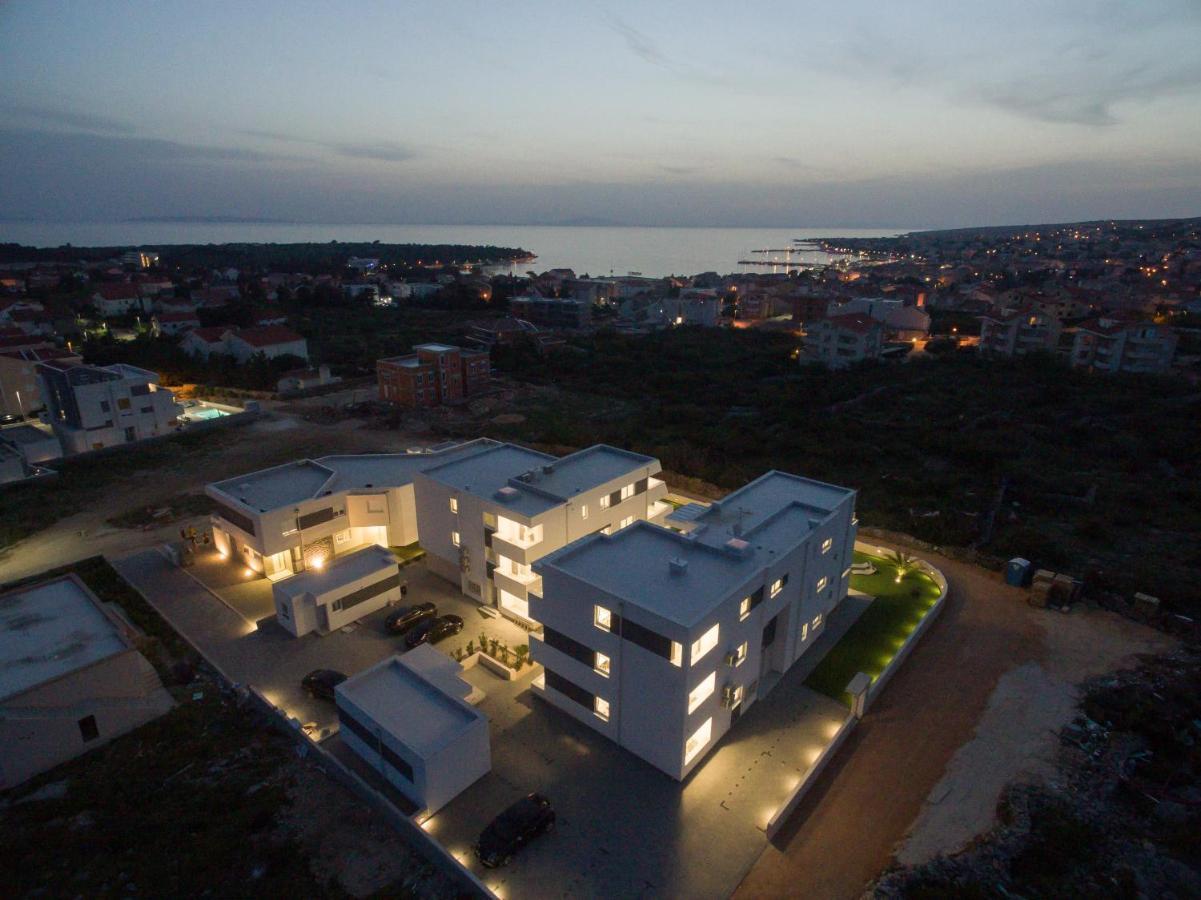 Apartments & Rooms Pool Villas Maris Novalja Dış mekan fotoğraf