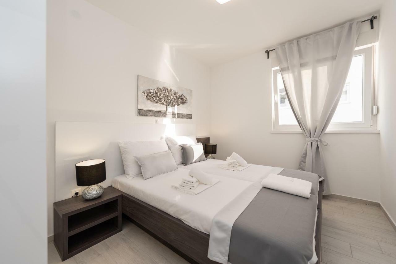 Apartments & Rooms Pool Villas Maris Novalja Dış mekan fotoğraf
